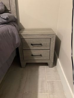 Night stand/dresser with mirror