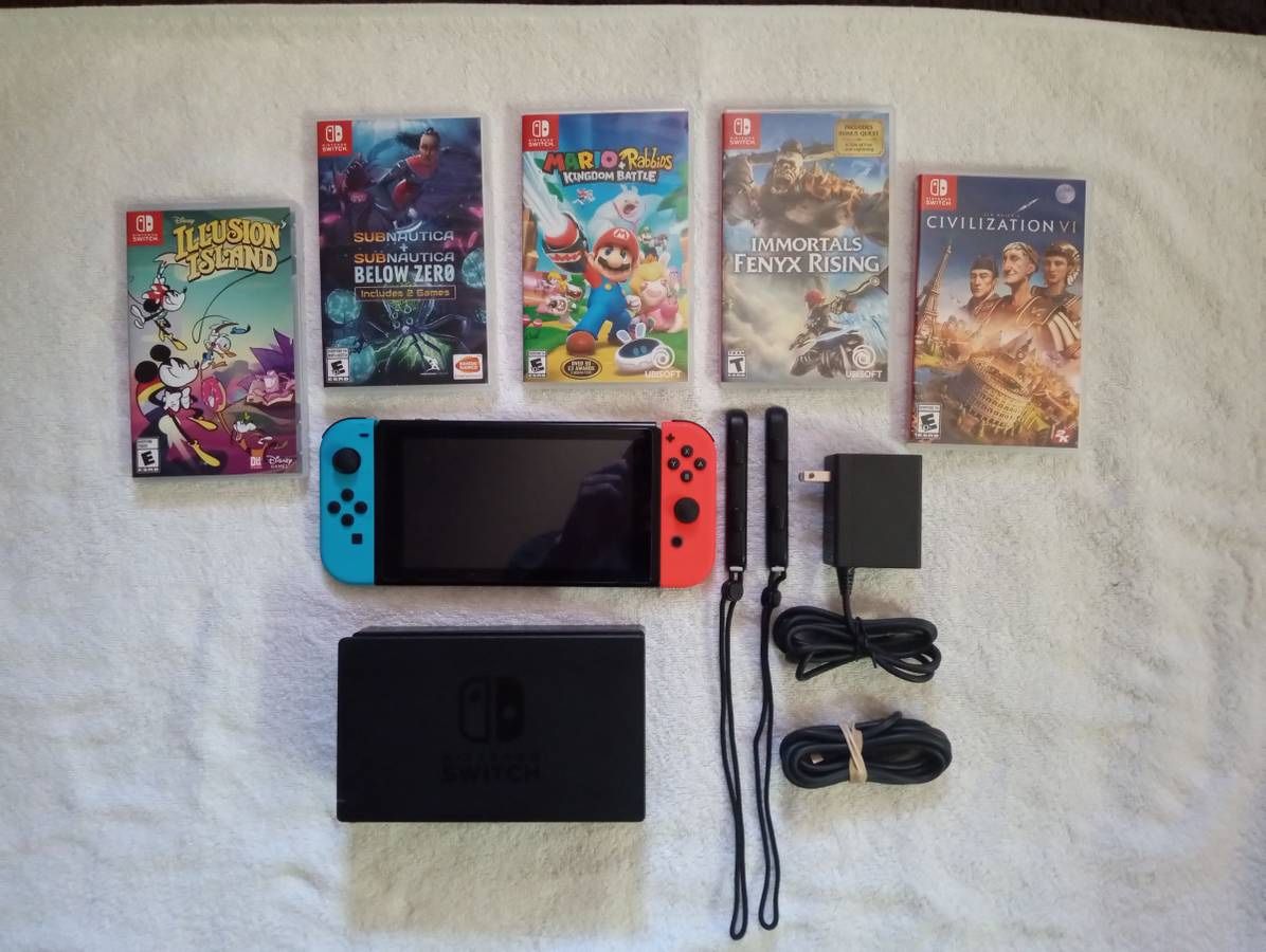 Switch V1 With 5 Switch Games