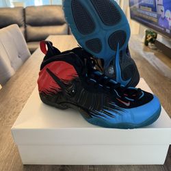 Nike Foamposite Spiderman 