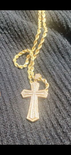 14k Rope China And 10 K Crose