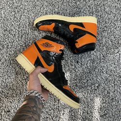 Air Jordan 1 high Retro “Shattered Backboard 3.0” SIZE 8.5