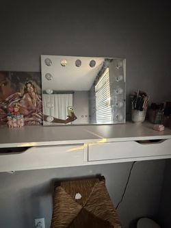 led vanity mirror