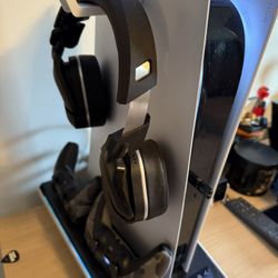 PS5 With 2 Remote Controllers, LED Charging Stand And Wireless Headset