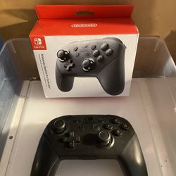 Nintendo Switch Pro Controller 