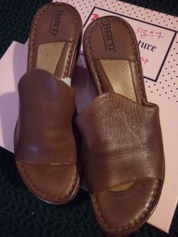 Born Hand Crafted Slip-On Sandals Size 7