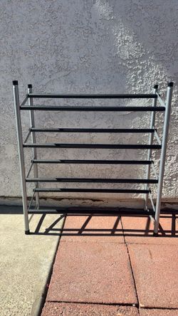 Shoe rack