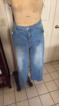 Flared leg jeans