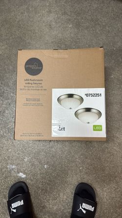 LED Flush mount Ceiling Fixtures