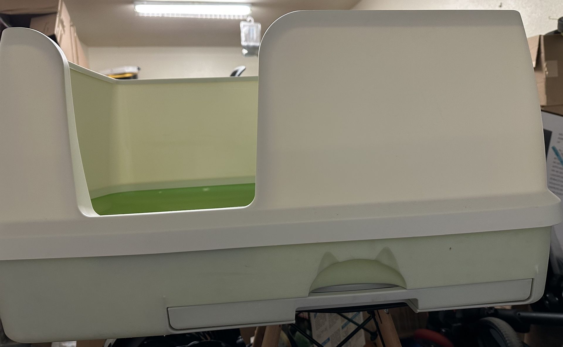 Tidy Cat XL All In One Litter Box System + Pellets (READ FULL DESCRIPTION)