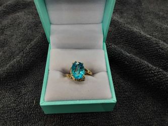 Women's Ring - Yellow Gold 14k (.585) 4.2 grams Size 6