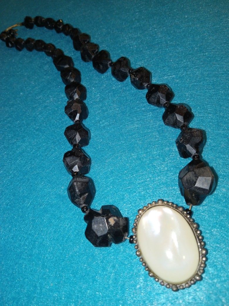 Vintage Black Necklace With Pendant