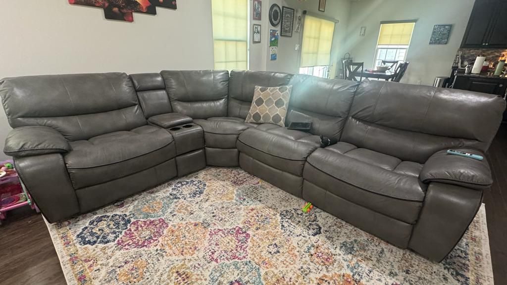 Sectional Gray couch 4 Seater For Sale
