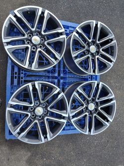 2019-2022 Chevrolet Colorado Wheel Rim with Goodyear wrangler tires