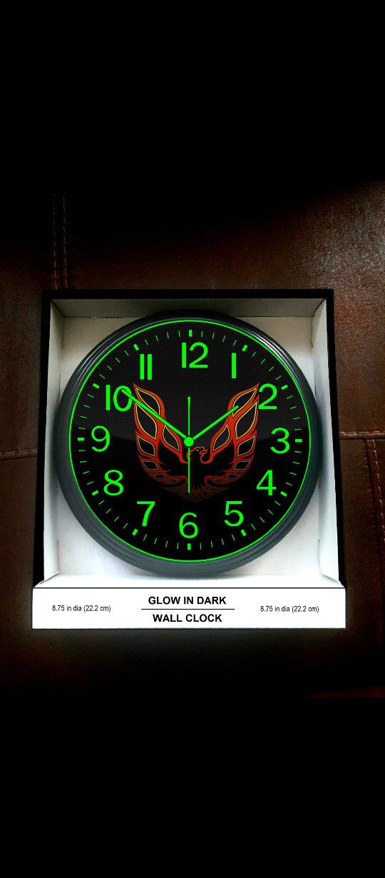 Trans Am Glow in the Dark Wall Clock Garage Shop Pontiac Wall Clock New!