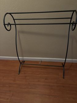 Iron Towel Rack Holder