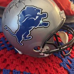 Matthew Stafford Autographed Helmet