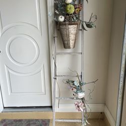 Decorative Wood Ladder 🪜 