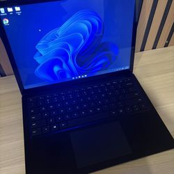 Microsoft Surface 3 Touchscreen Laptop 16GB RAM 256 SSD - 13 inch