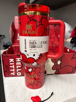 Stanley /loveshackfancy hello kitty 40oz