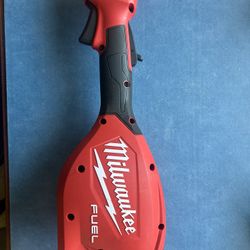 Milwaukee M18 FUEL 18V Brushless Cordless Battery Powered QUIK-LOK Power Head with Attachment Capability (Tool-Only)