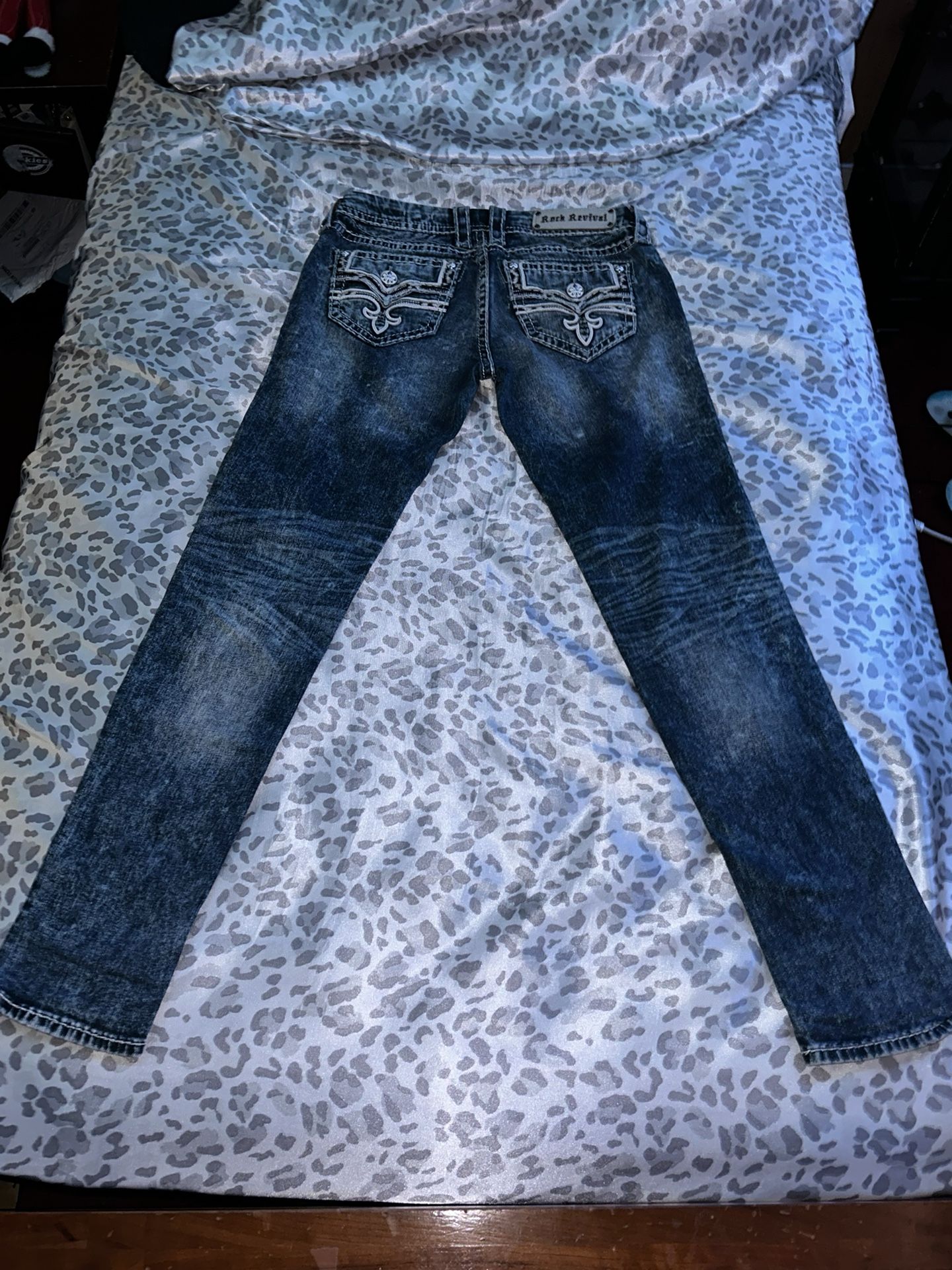 rock revival girl jeans