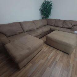 DELIVERY AVAILABLE Sectional Couch