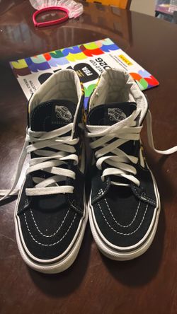 Girls shoes