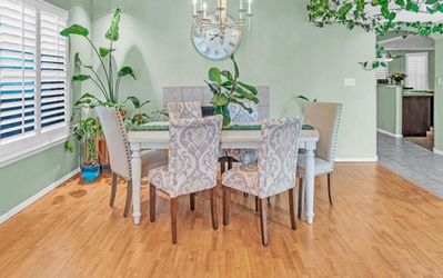 Dining Table with 6 Upholstered Chairs