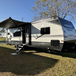 Hideout 2023 ( Like New )