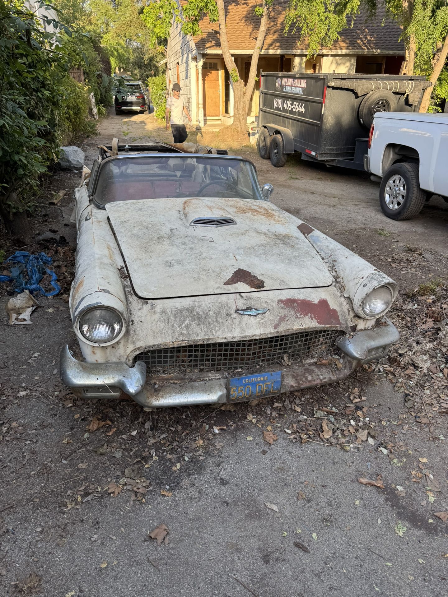 1957 Ford Thunderbird