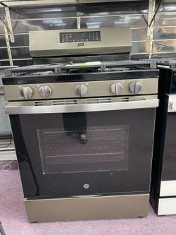GE 30-in 5 burners 5.3-cu ft Air Fry Convection Oven Freestanding Natura Range (Slate )