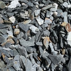 Medium (1” To 2”) Black Slate - By The Yard