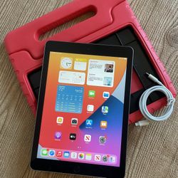 Apple iPad 5th Generation 32GB  with kids protective case & Charger (128gb $170) 