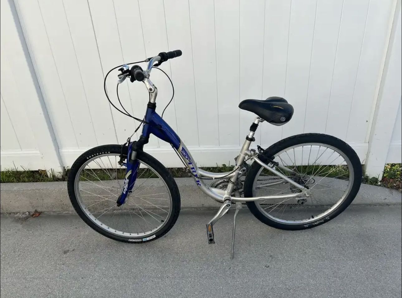 Trek Navigator 200