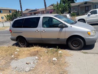 2002 Toyota Sienna
