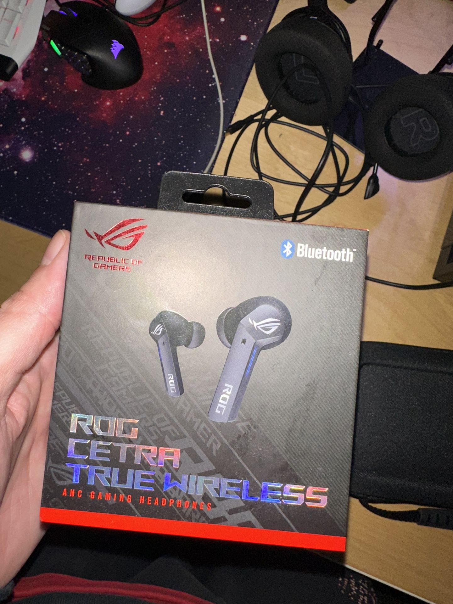 ROG Gaming Earbuds