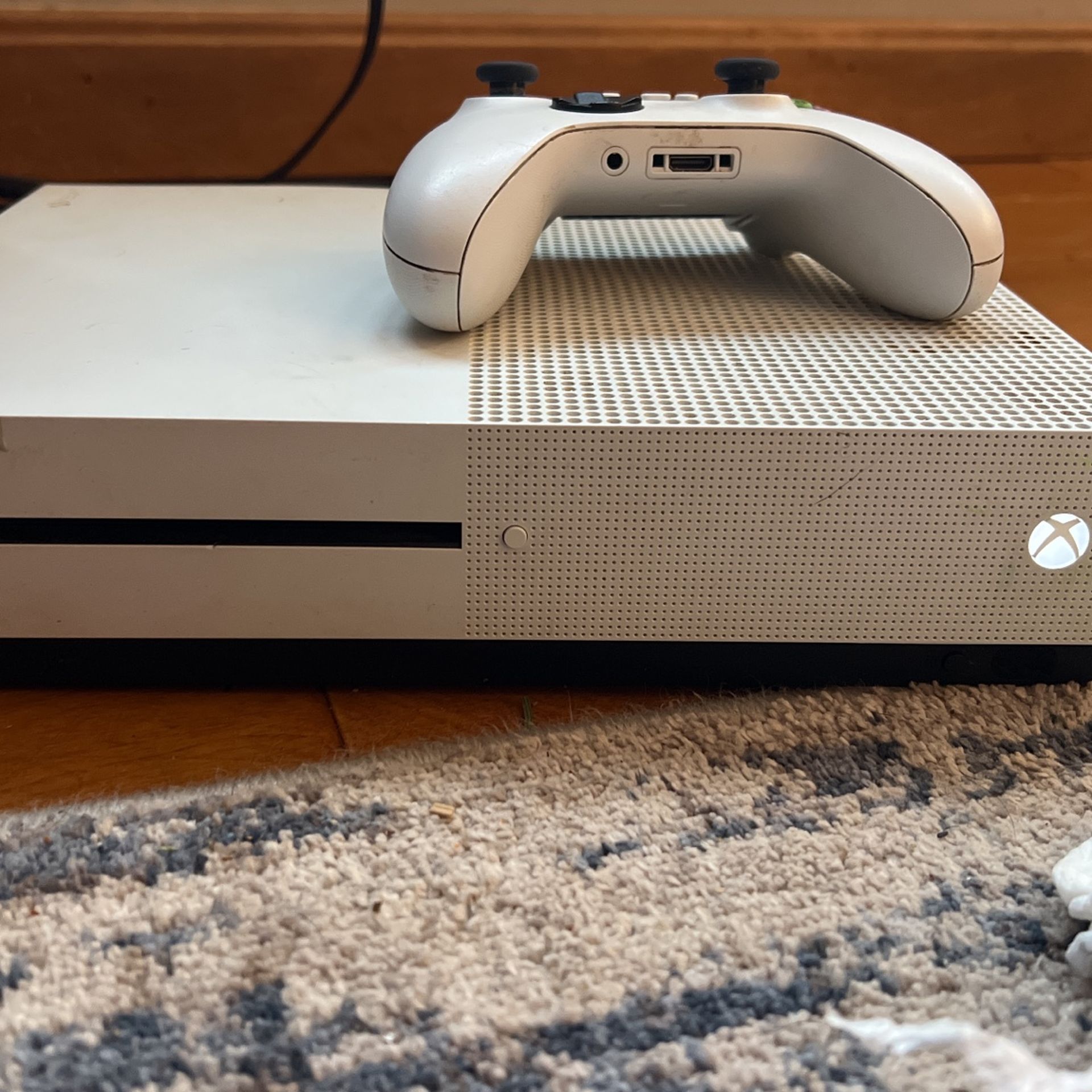 Xbox One S