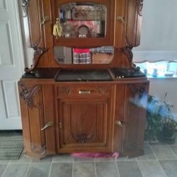 Vintage buffet