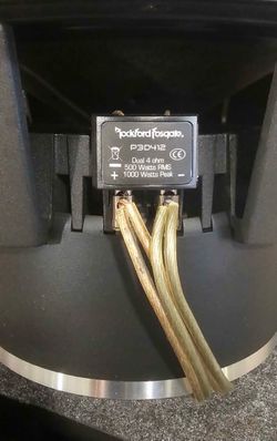Rockford Fosgate Punch P3 Dual Subwoofer Box