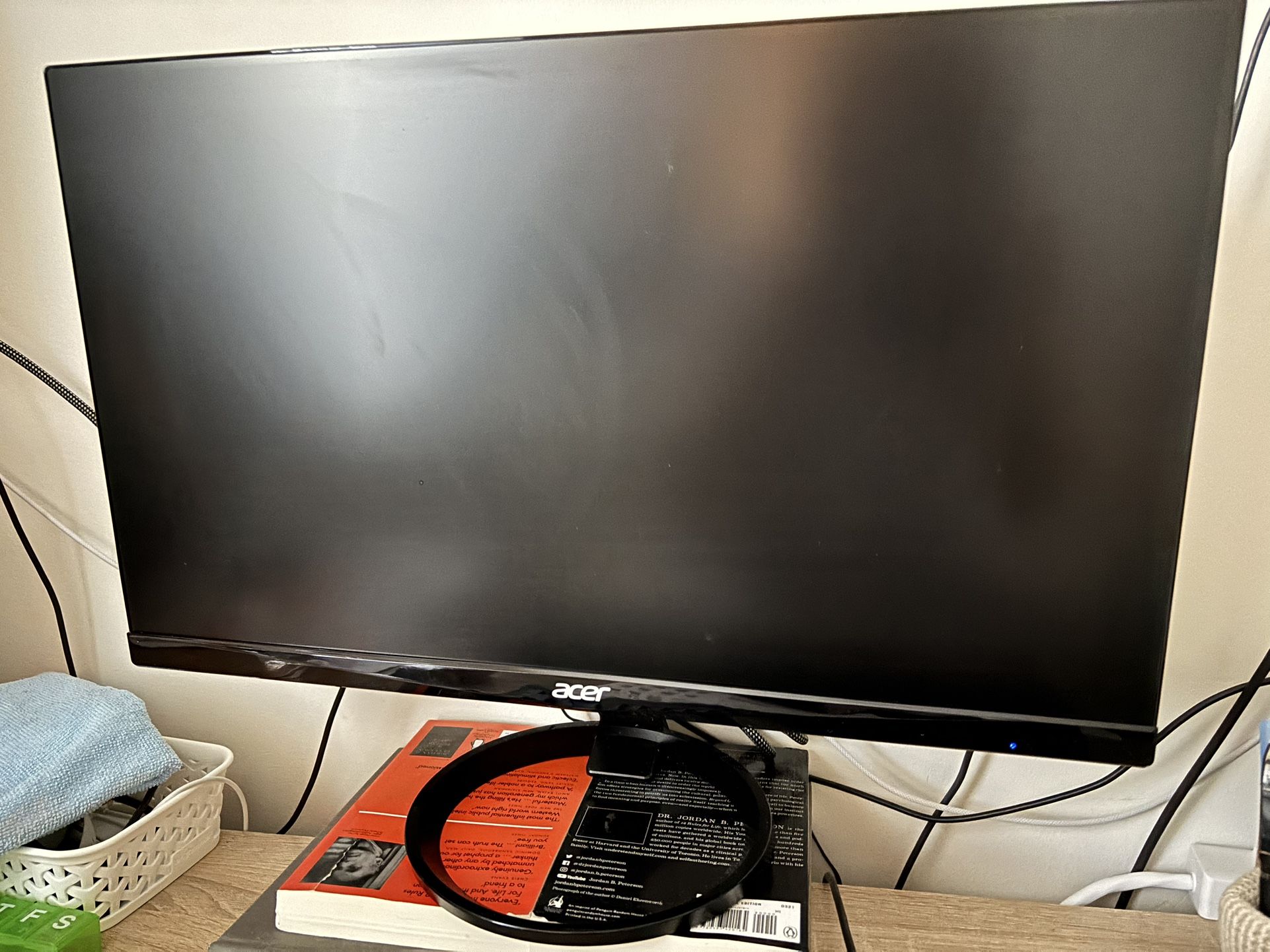 Almost New Acer Monitor