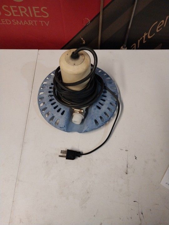 WATER PUMP W/AUTOMATIC SWITCH