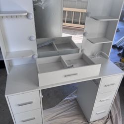 White Vanity (teen)