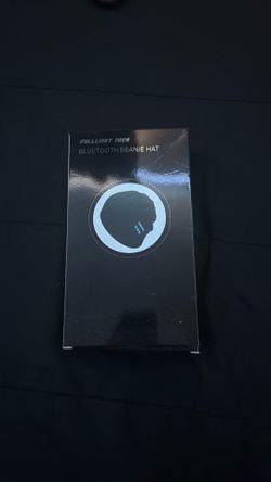 Bluetooth beanie hat