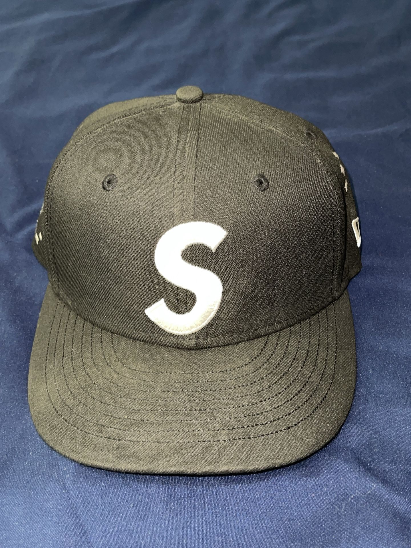 Supreme Hat Size 7 1/8