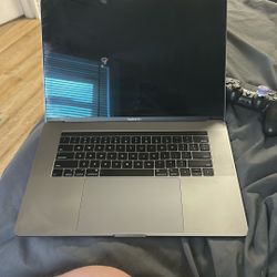 Mac Book Pro With Touch Pad