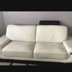 Modern Couches Sold As A Set only 3pc