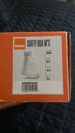 Thirty Two snow-boots