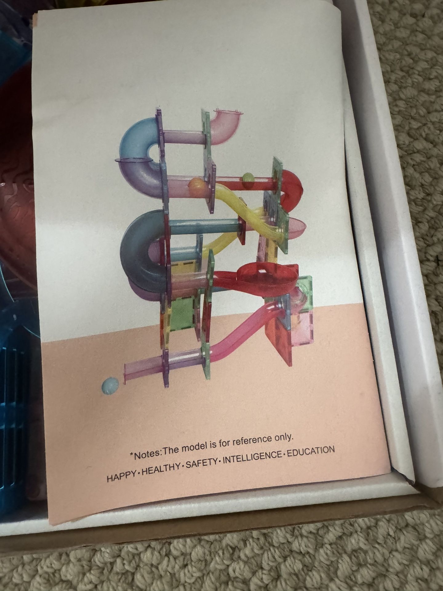 Magnetic Building Tiles And Ball Run