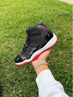 Jordan 11 High GS “Playoffs Bred” Size 5Y/6.5W