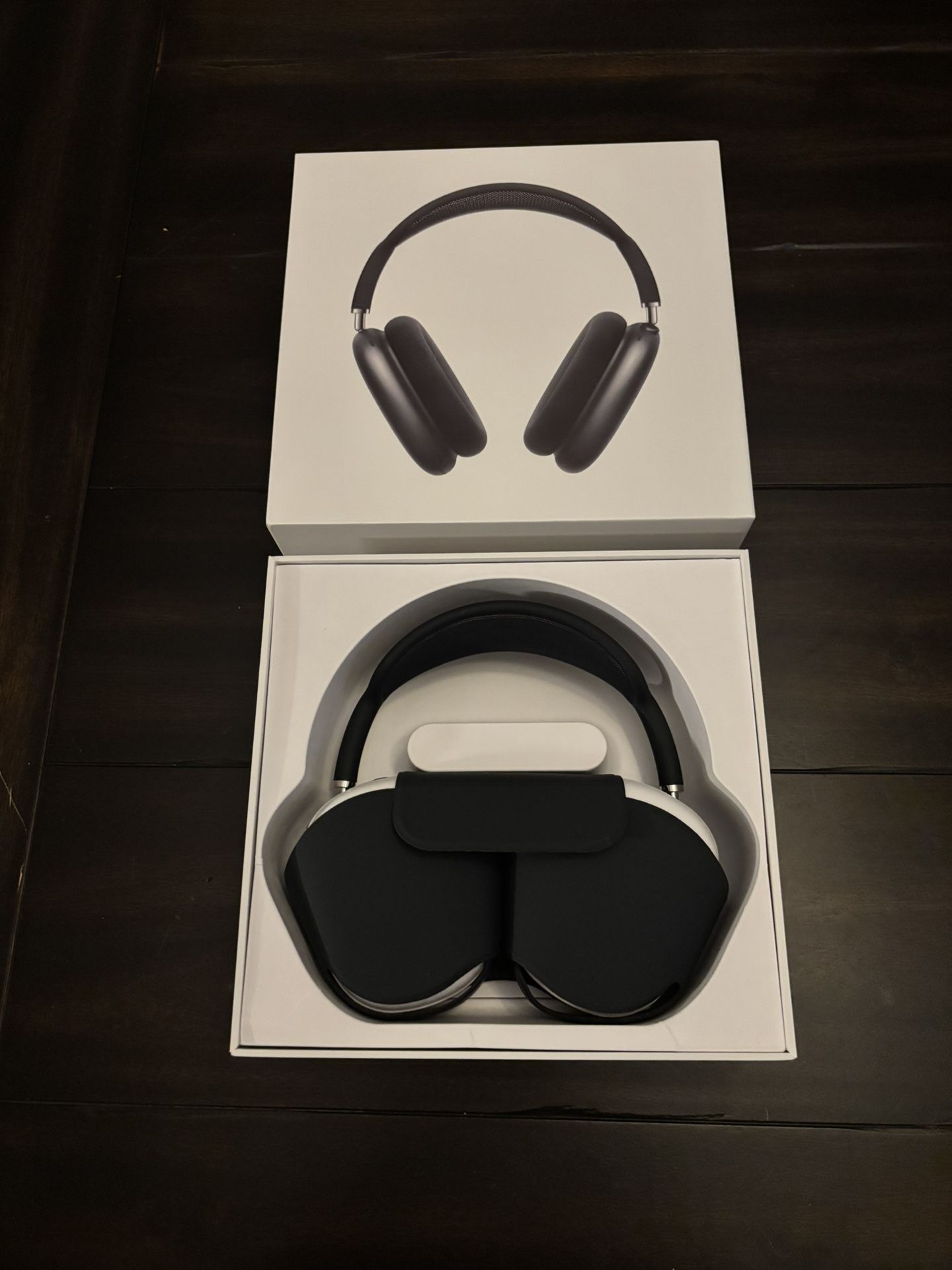Apple AirPod Max- Midnight (Black)